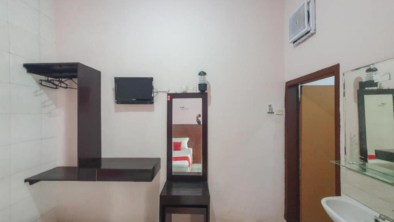 Hotel Reddoorz At Pujon Malang Batu  Exterior foto