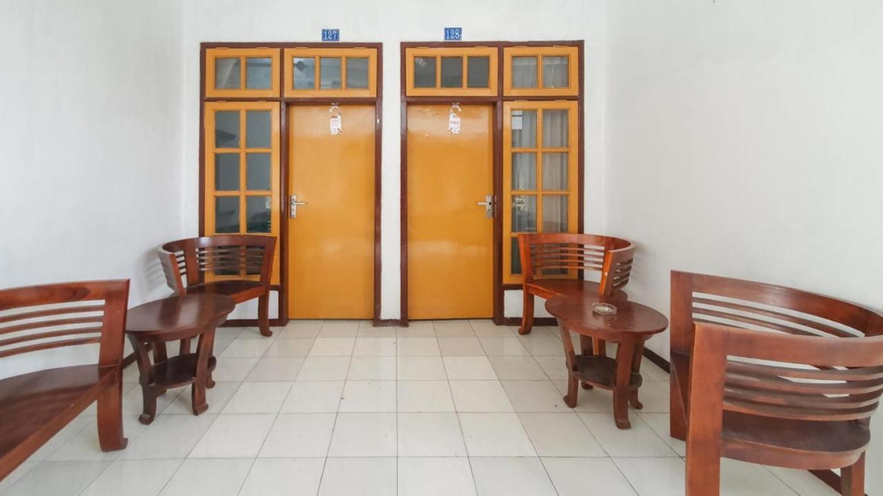Hotel Reddoorz At Pujon Malang Batu  Exterior foto